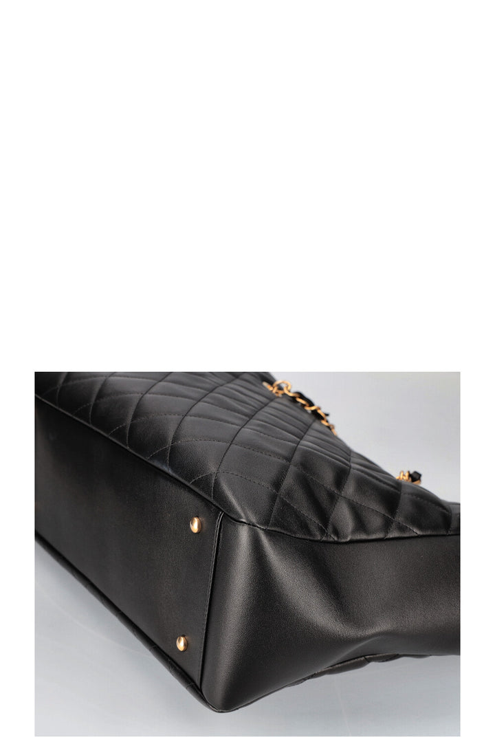 CHANEL Shopping Tote Black