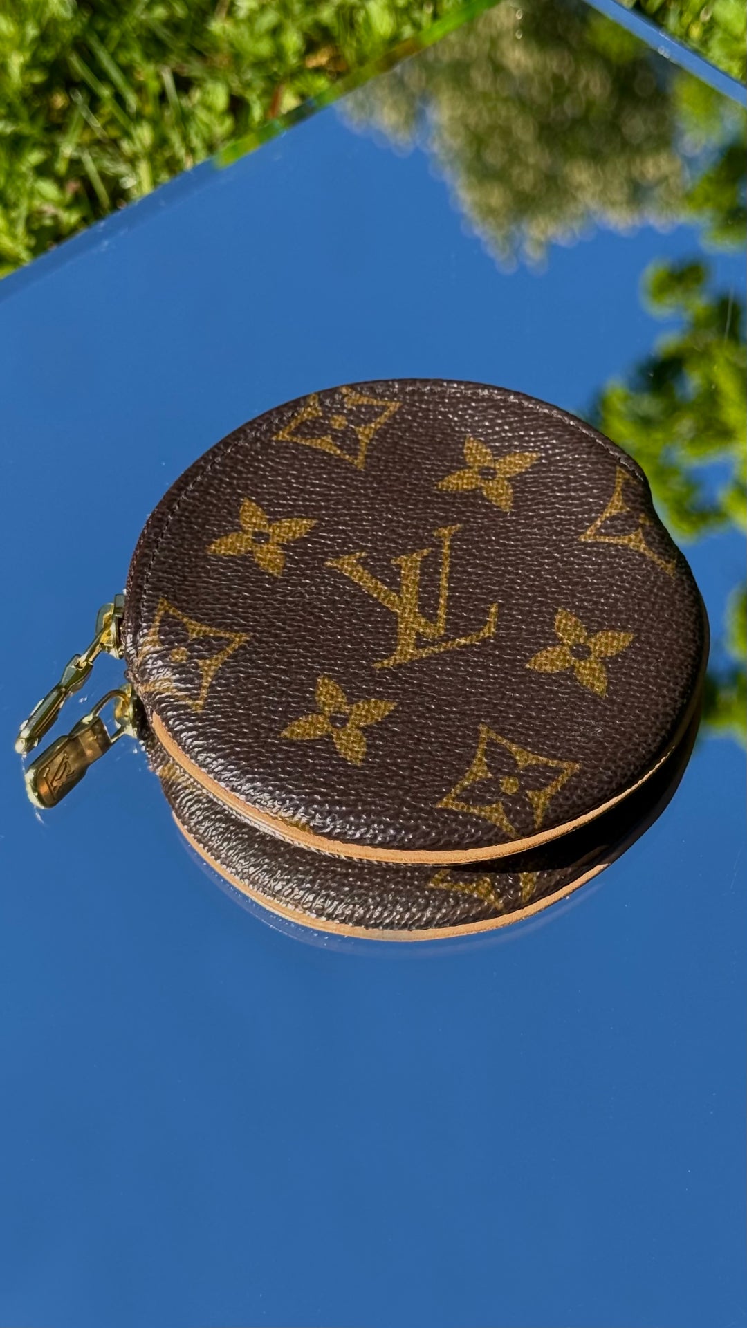 LOUIS VUITTON Round Coin Wallet MNG Canvas