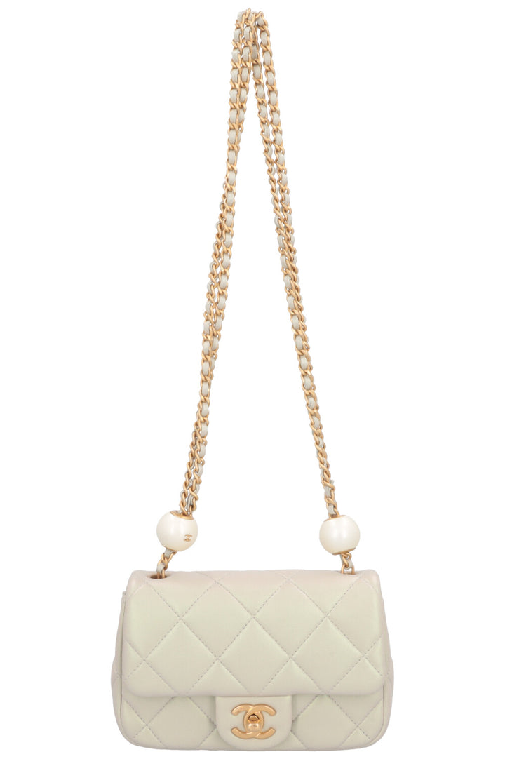Sac à rabat CHANEL Mini Pearl Crush irisé