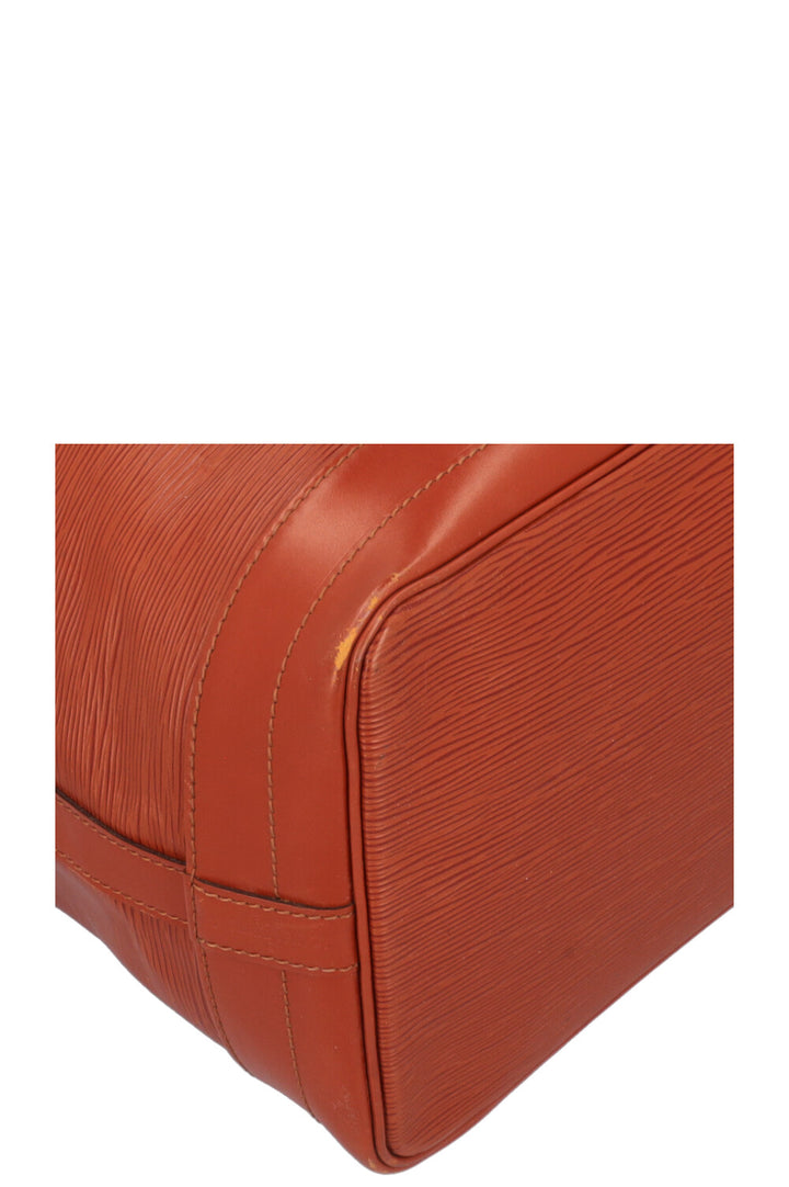 LOUIS VUITTON Grand Sac Noe Epi Cognac