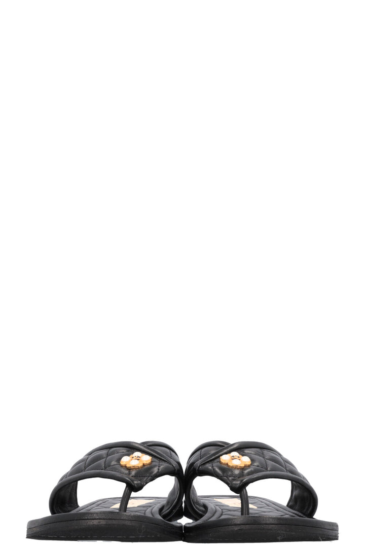 CHANEL Shamrock Flats Leather Black