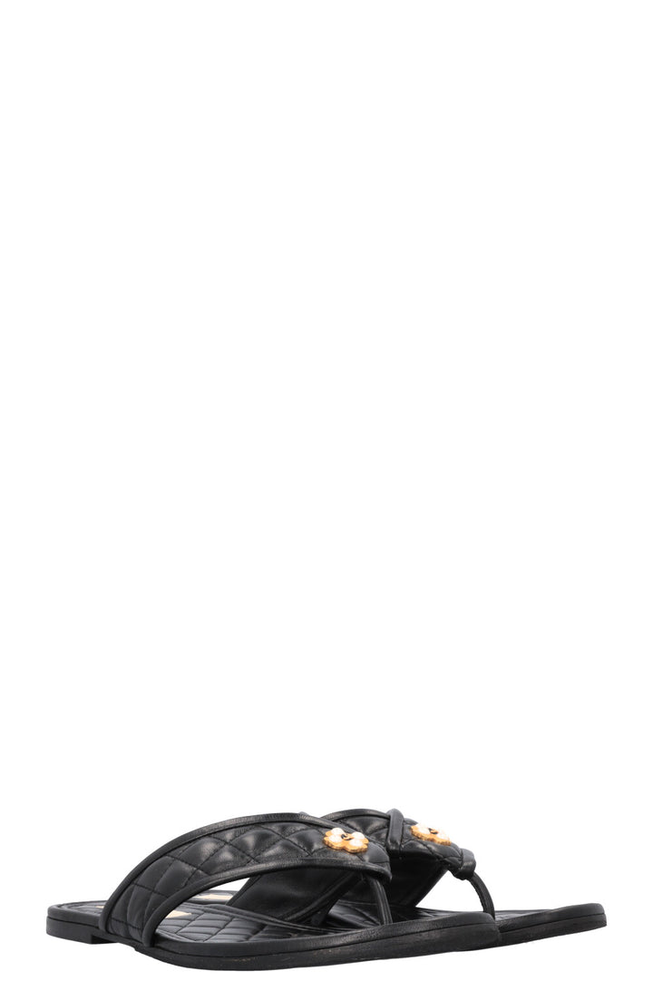 CHANEL Shamrock Flats Leather Black