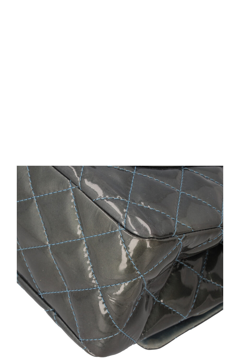 CHANEL 2.55 Reissue Double Flap Bag Maxi Green Patent
