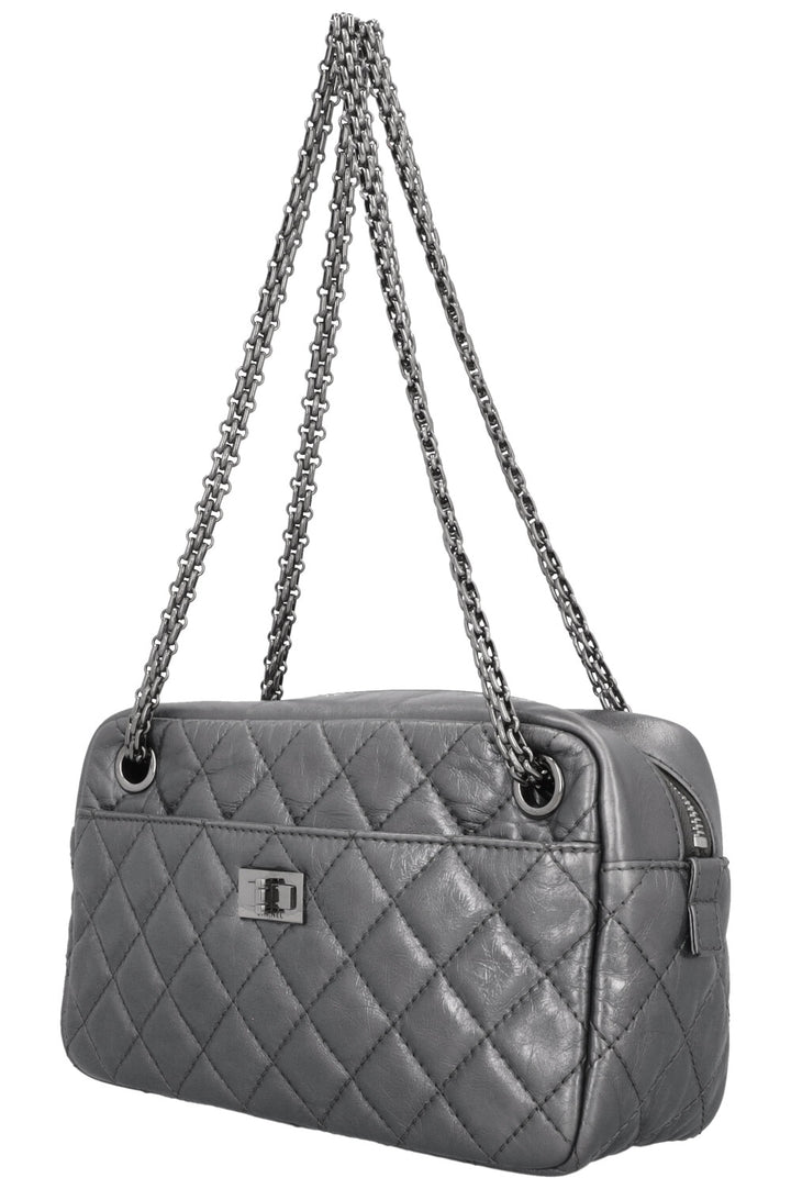 Sac photo CHANEL Reissue 2.55 argent métallisé