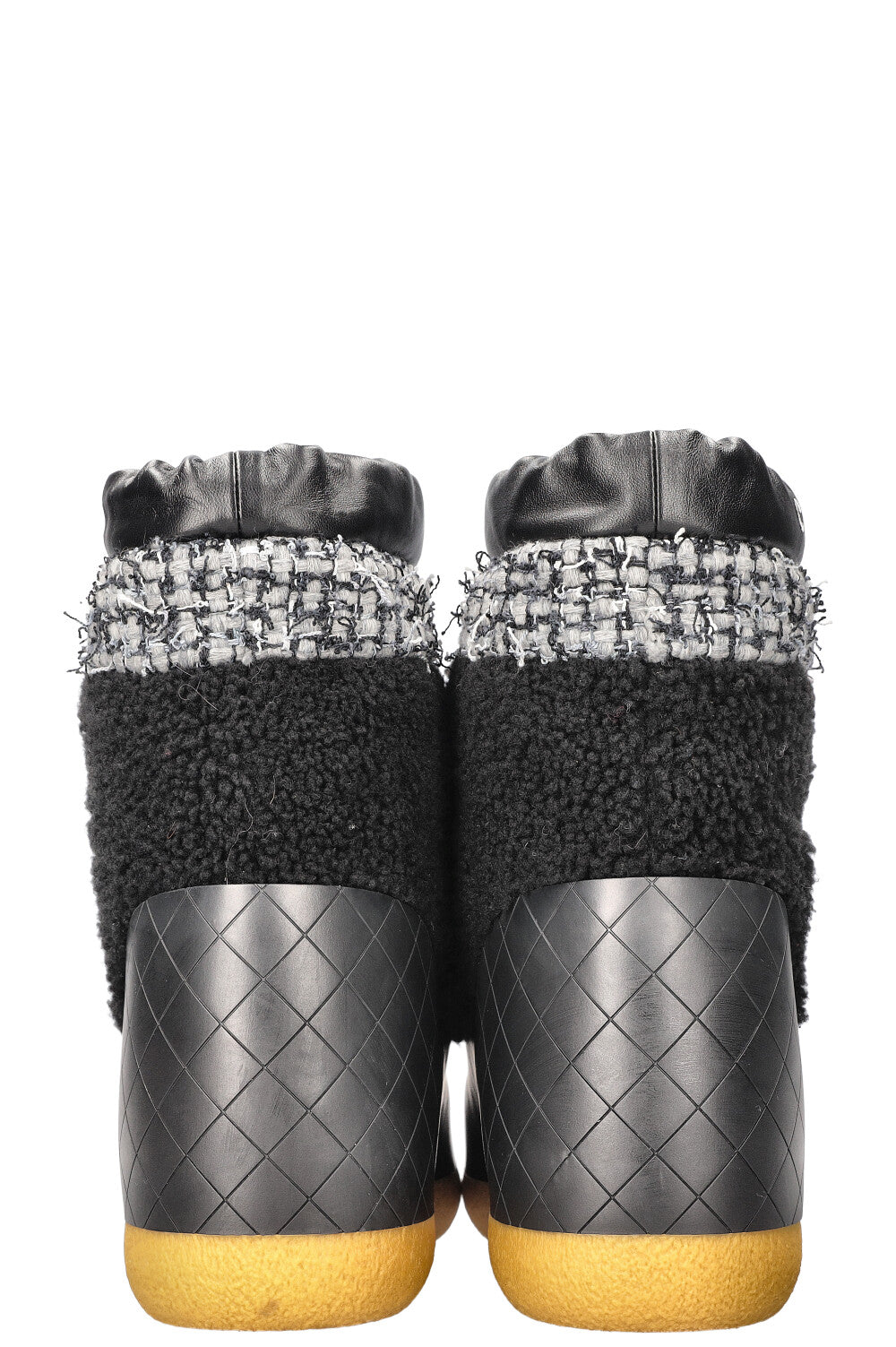 CHANEL Snow Boots Shearling FW23/24