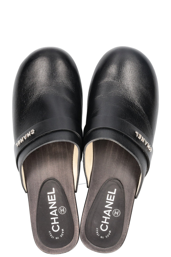 CHANEL Logo Clogs Black