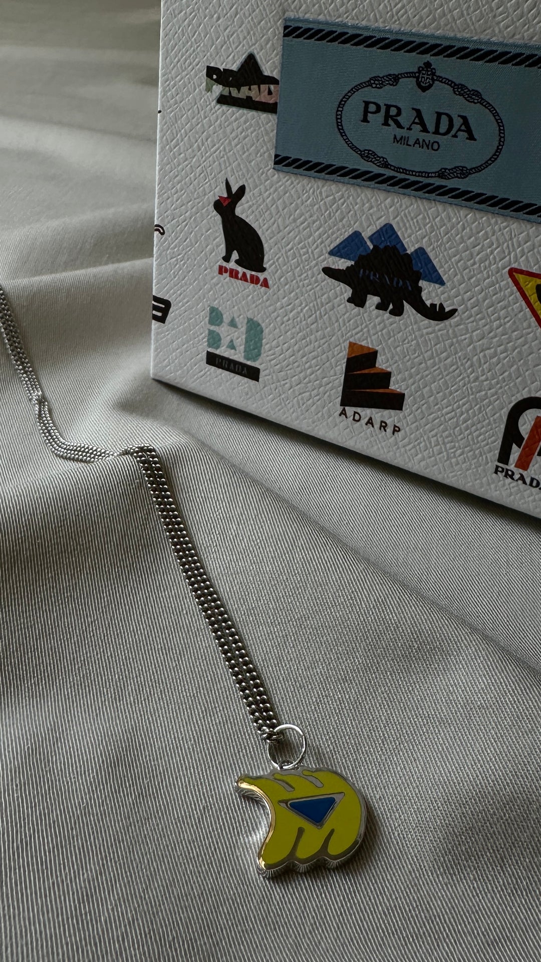 Collier banane PRADA en argent sterling