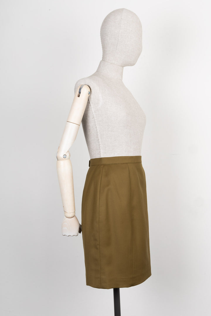 CHANEL Two Piece Gripoix Buttons Green FW96