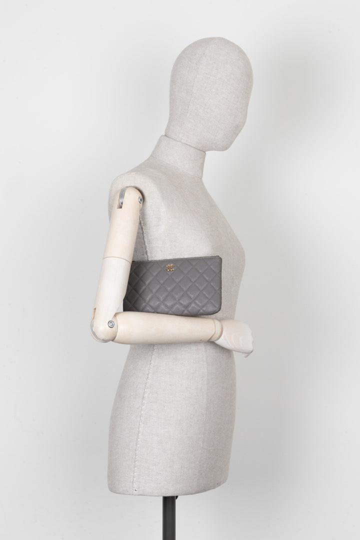 CHANEL Pochette Caviar Grey