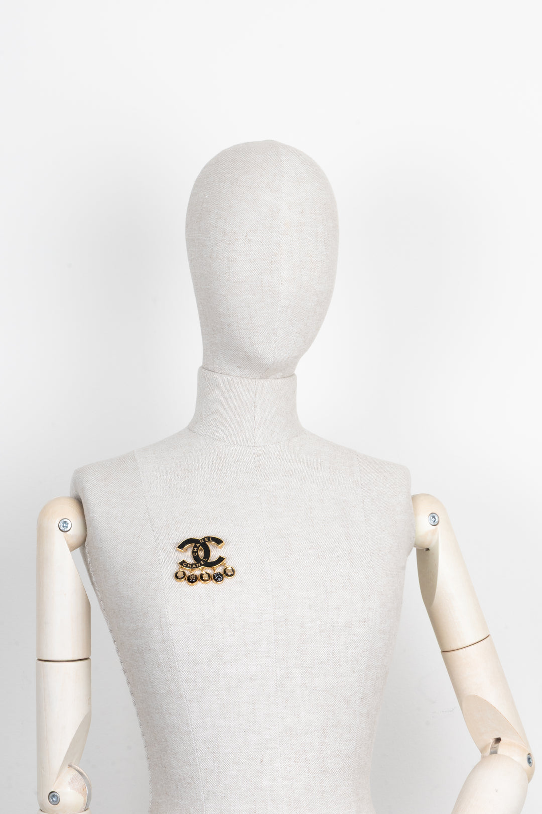 CHANEL Charm Brooch Black Gold