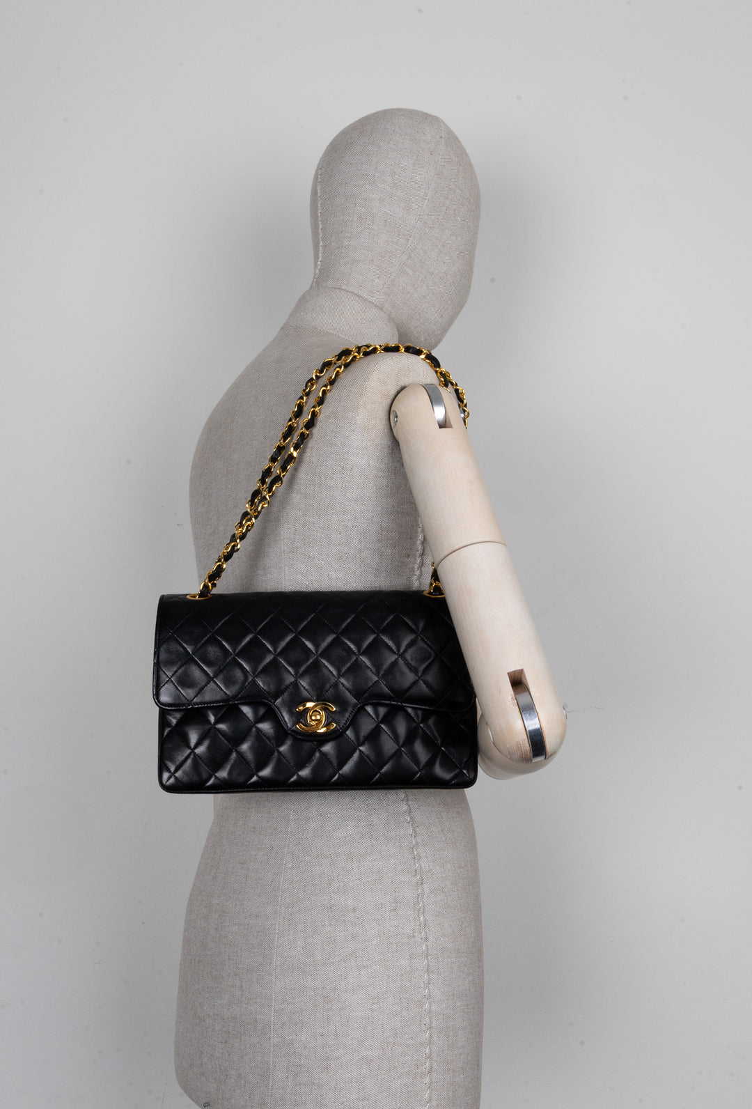 CHANEL Vintage Double Flap Bag Black