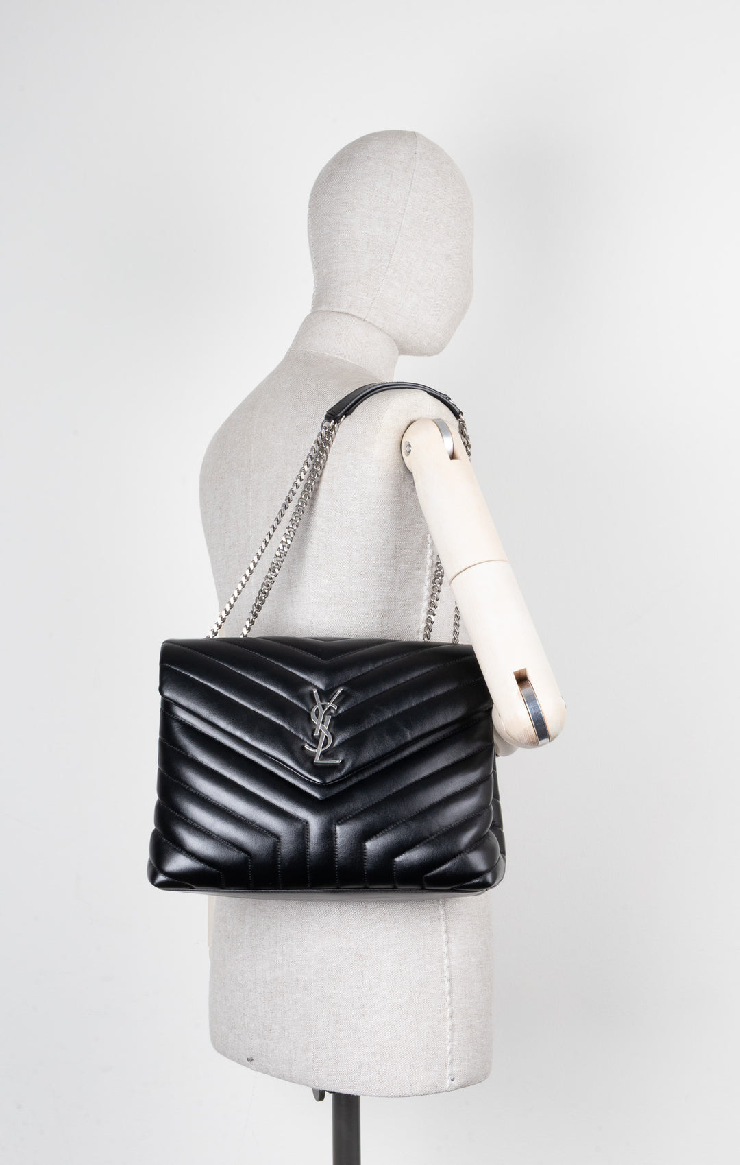 SAINT LAURENT LouLou Medium Black
