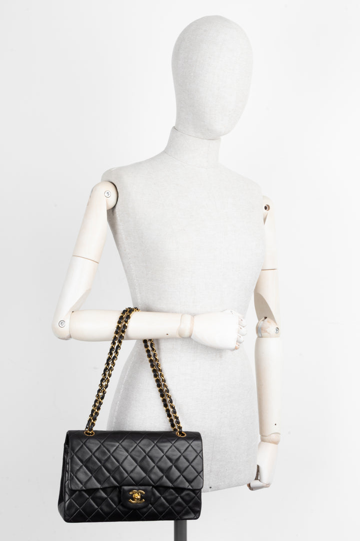CHANEL Vintage Medium Double Flap Bag Black