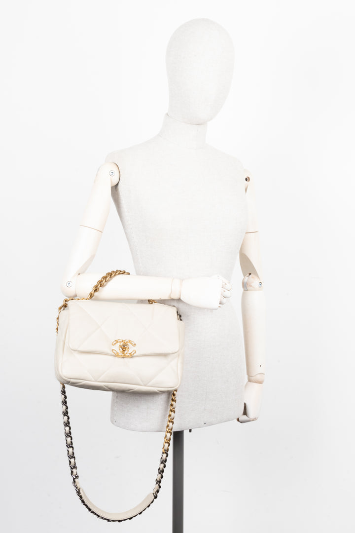 CHANEL 19 Small Bag Leather Creme