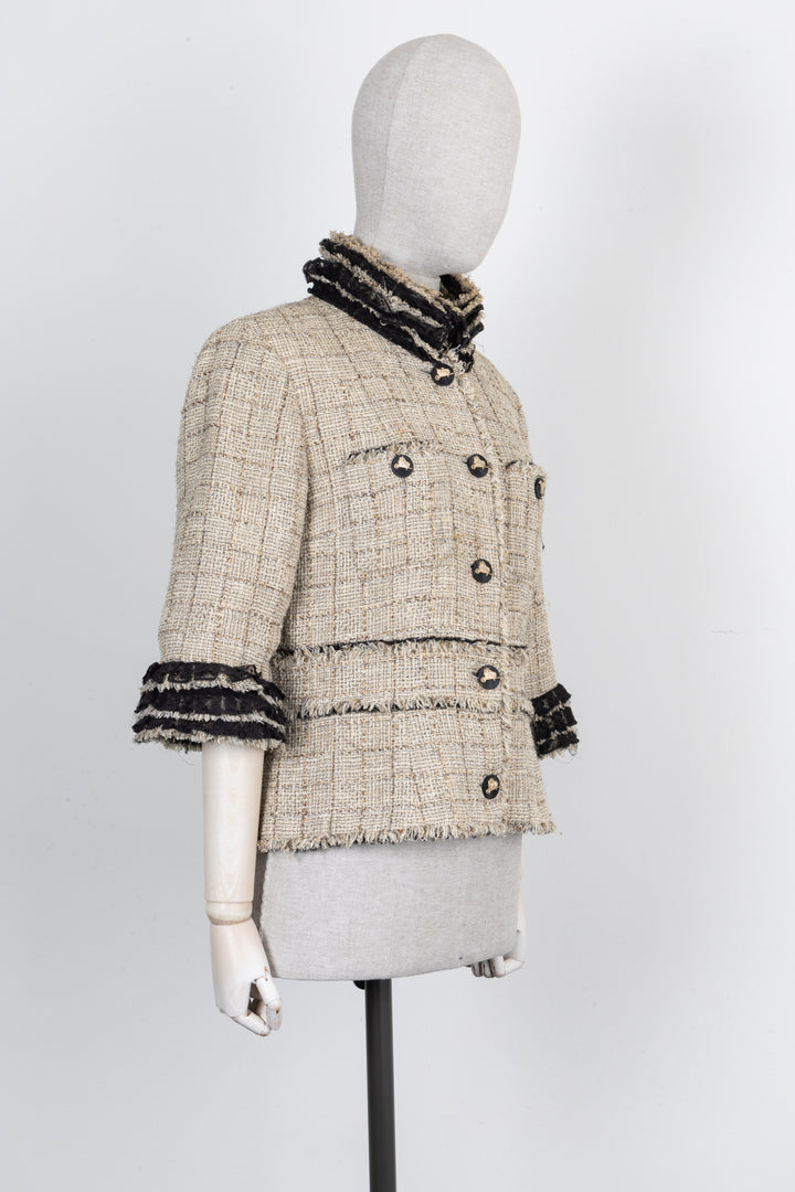 CHANEL 2010 Ruffles Collar Jacket Beige