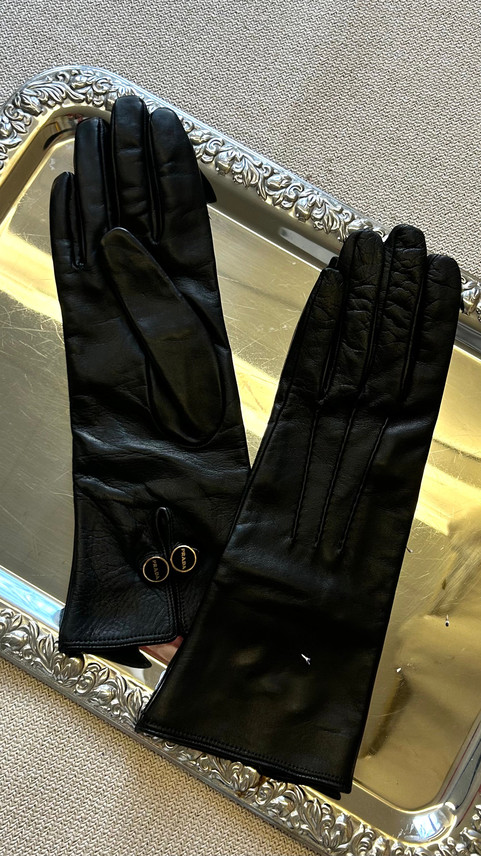 PRADA Ankle Gloves Leather Black – REAWAKE