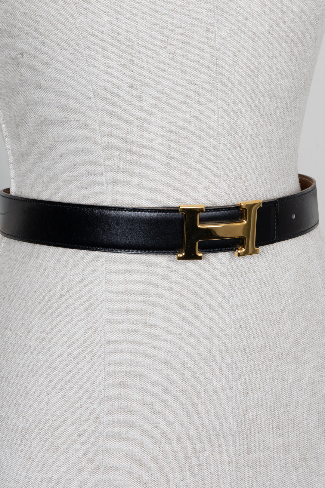 HERMÈS Constance Belt 32 Reversible Gold Noir