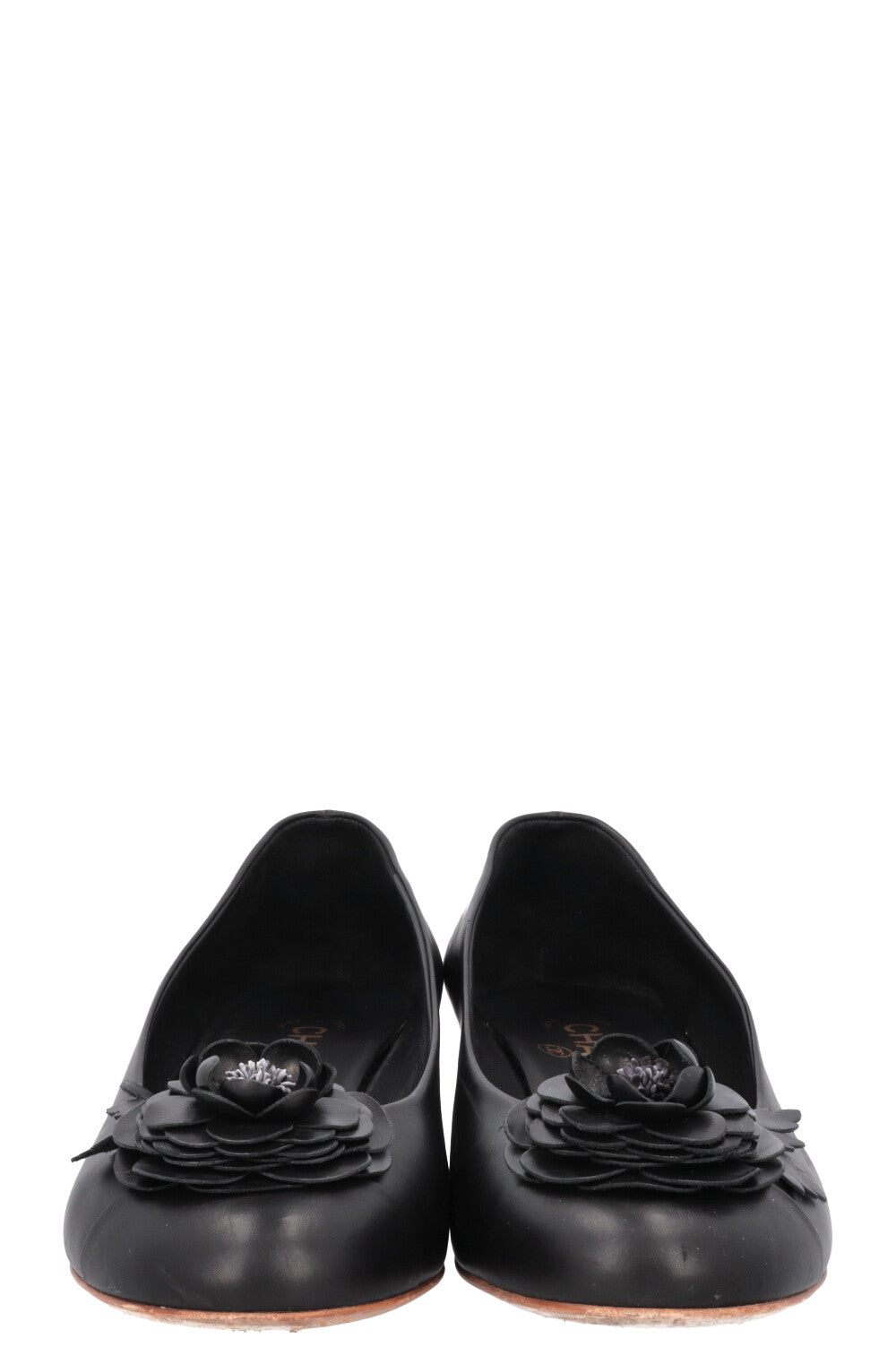 CHANEL 2015 Camellia Quilted Gold Heels Black