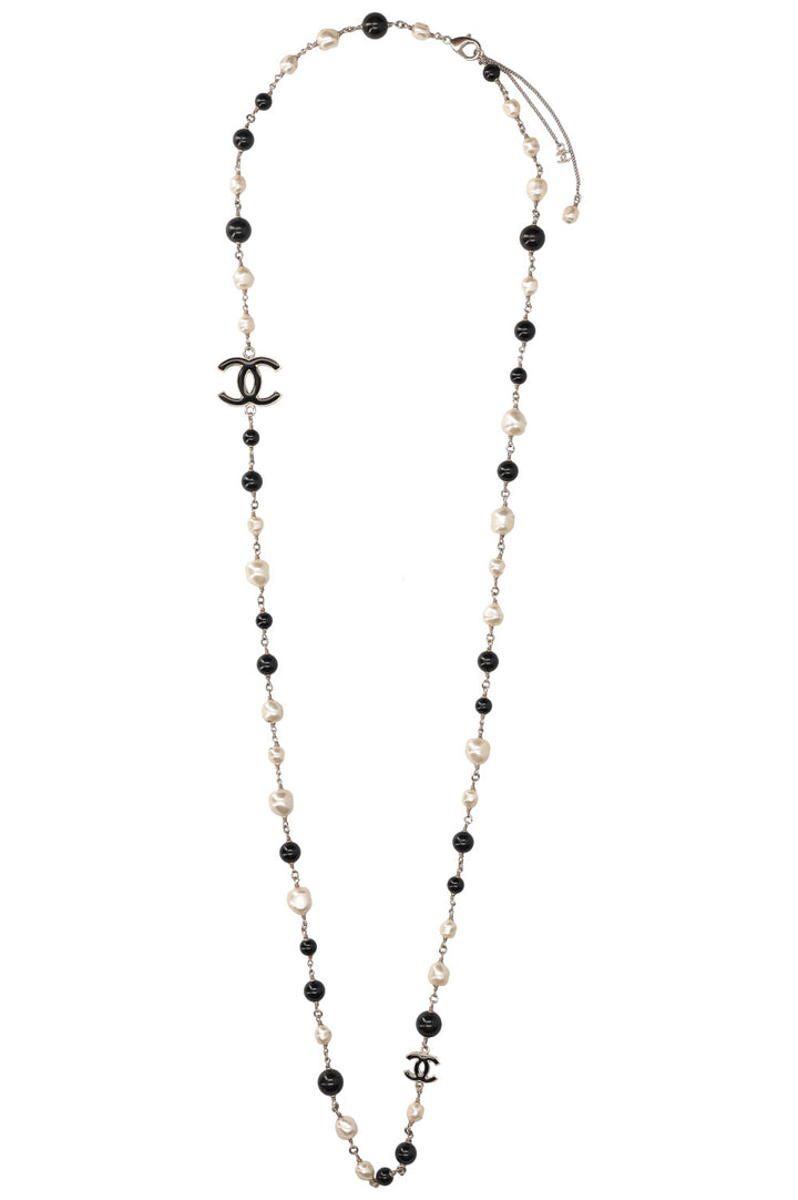 CHANEL Necklace Pearls Black White 2014