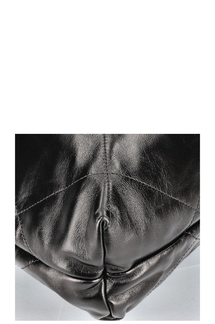 CHANEL 22 Large Black