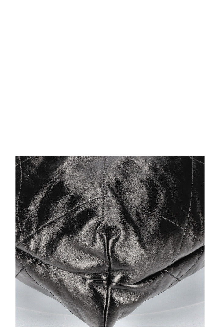 CHANEL 22 Large Black