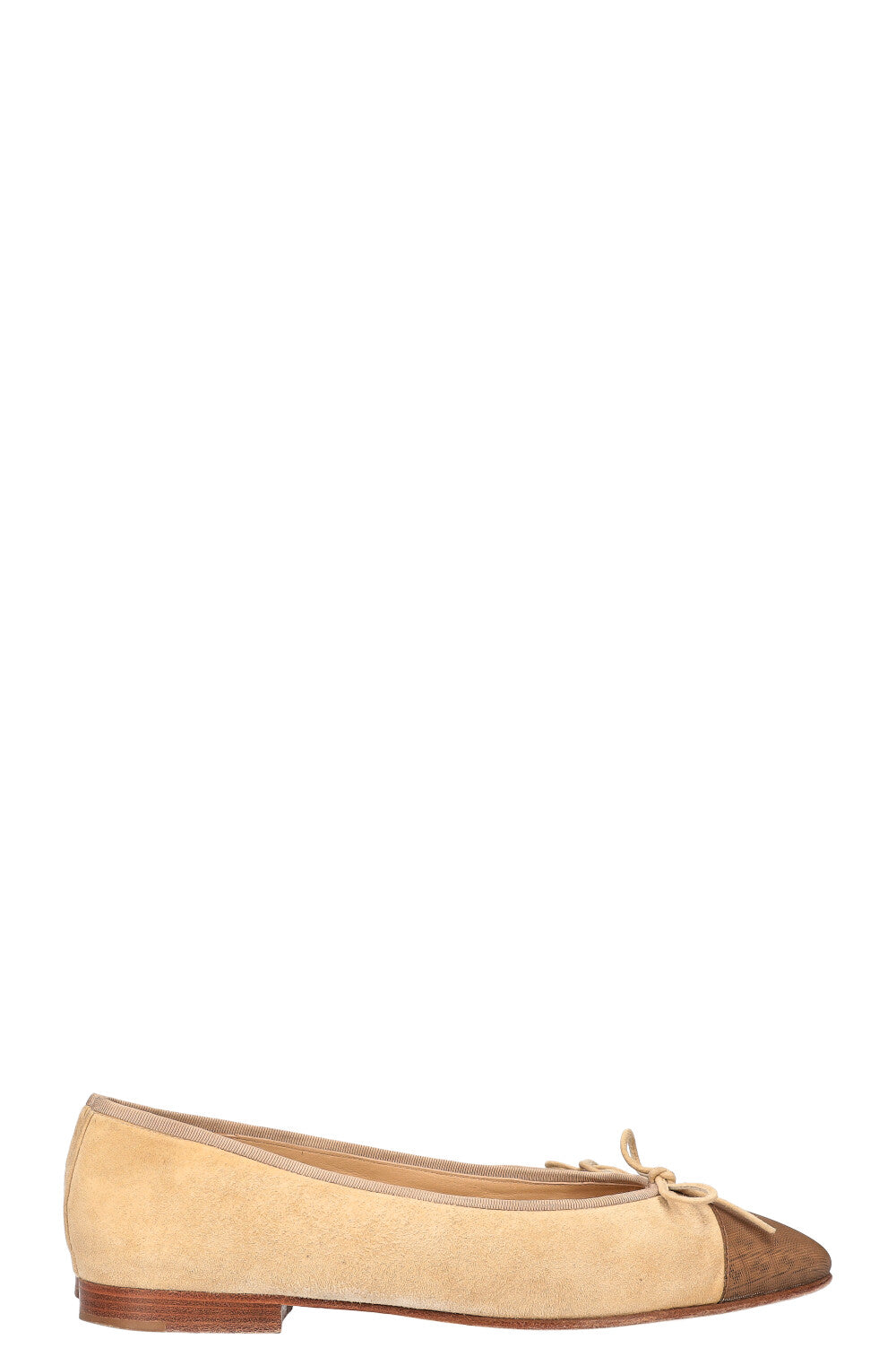 CHANEL Ballerina Flats Suede with CC Cap Beige