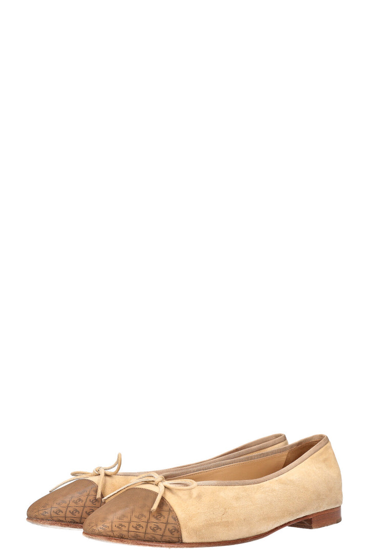 CHANEL Ballerina Flats Suede with CC Cap Beige
