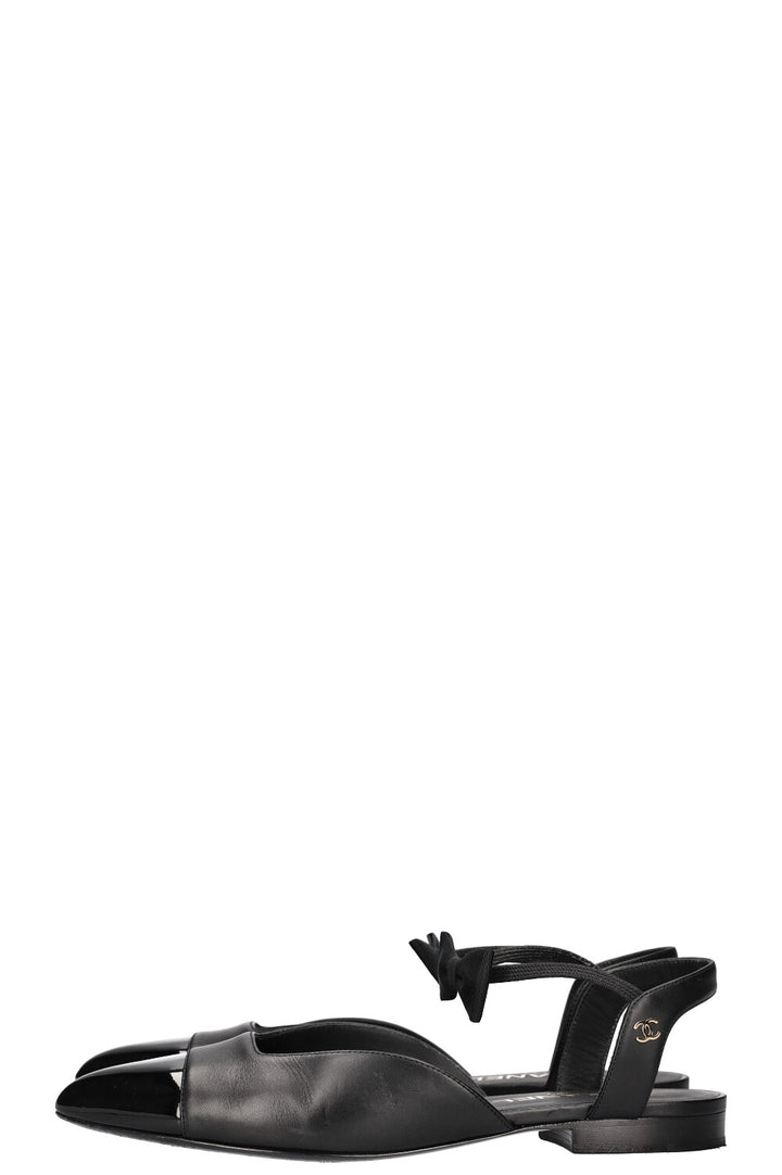 CHANEL Flats with Bow Black