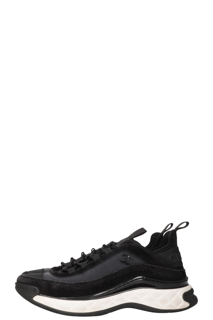 CHANEL Sneakers Black & White