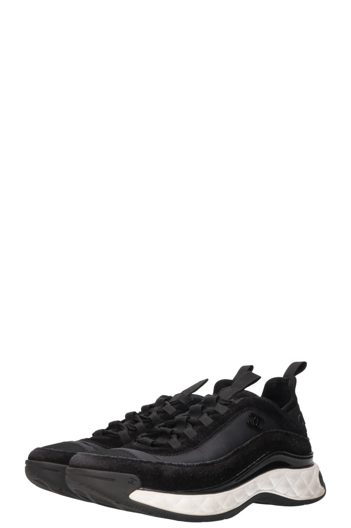 CHANEL Sneakers Black & White
