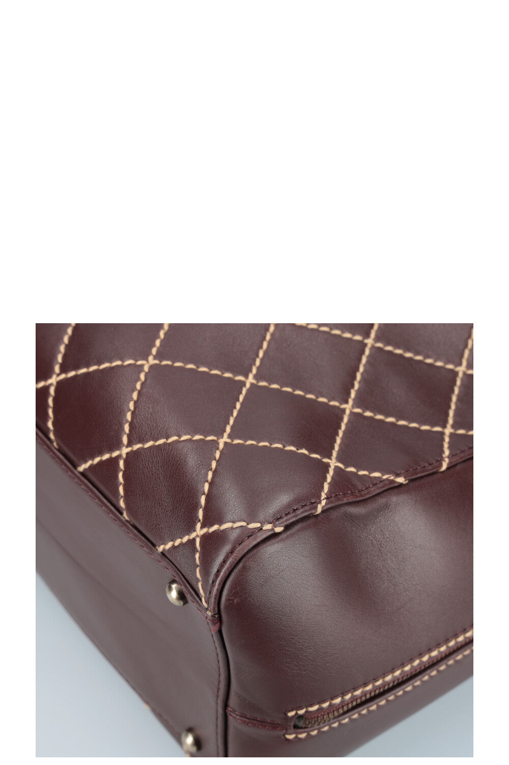 CHANEL Diamond Stitch Bag Burgundy