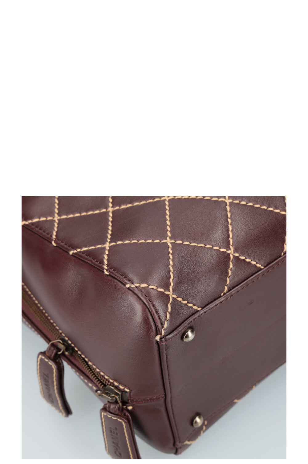 CHANEL Diamond Stitch Bag Burgundy