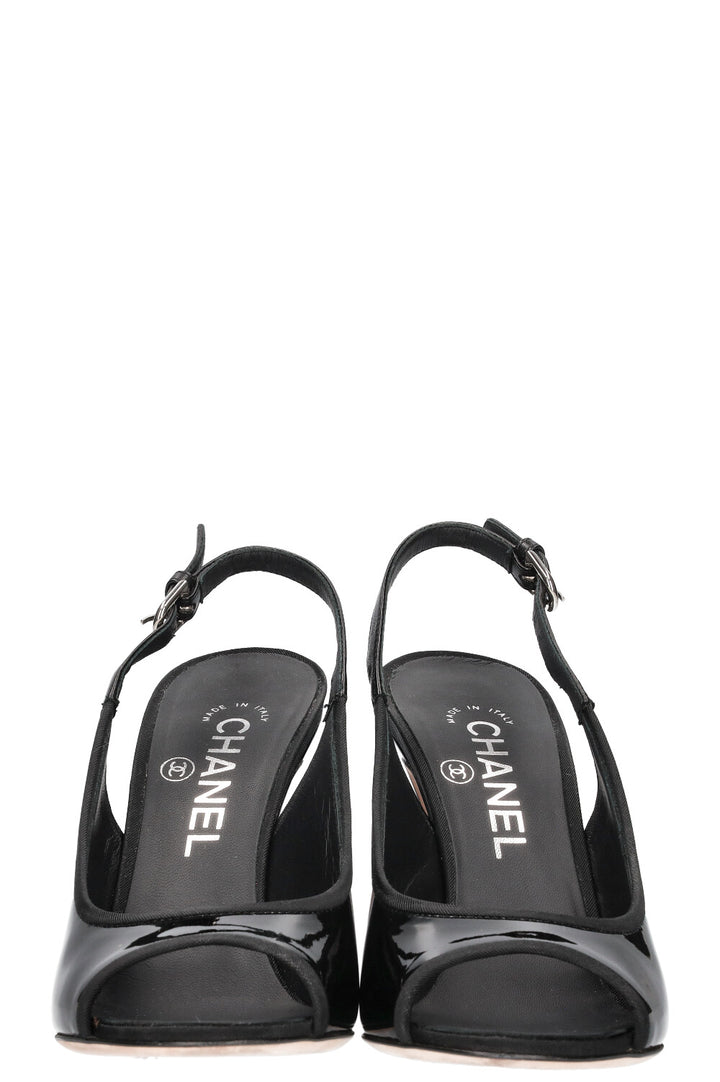 CHANEL CC Heels Patent Black