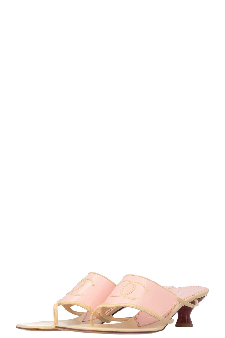 CHANEL Tongs à talons Beige & Rose 01C