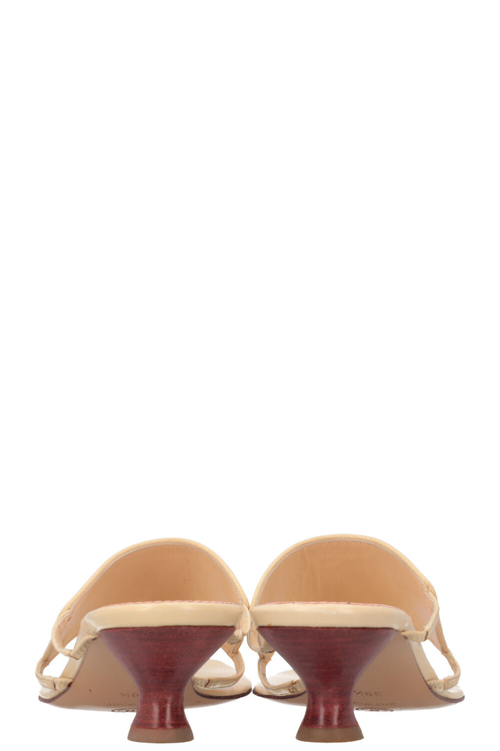 CHANEL Tongs à talons Beige & Rose 01C