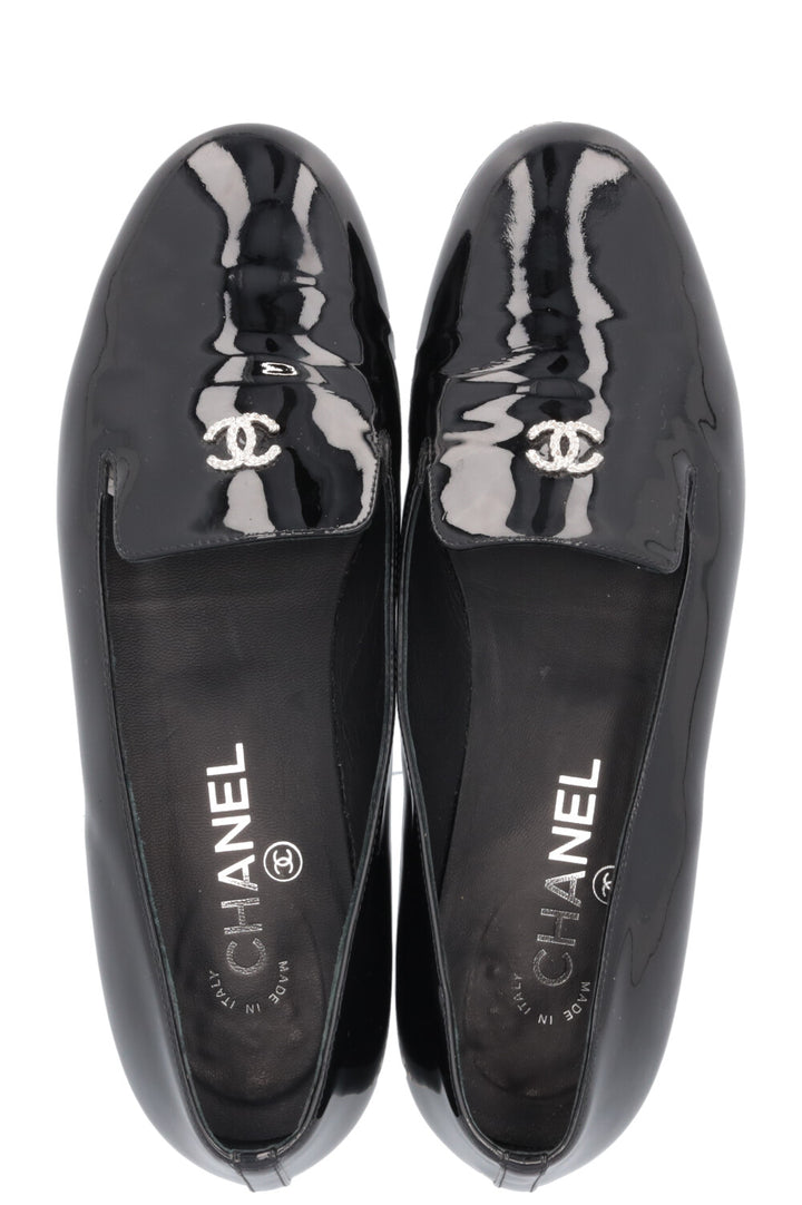 CHANEL 2016 Pearl Heel CC Loafers Patent Black