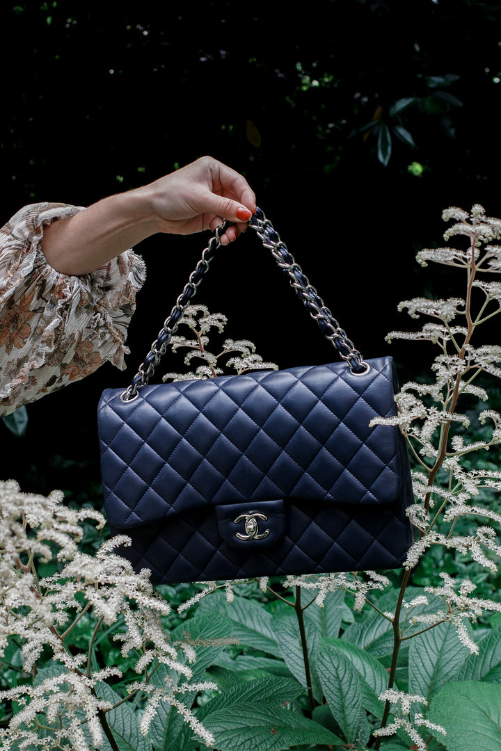 Sac à double rabat CHANEL Grand modèle Bleu marine