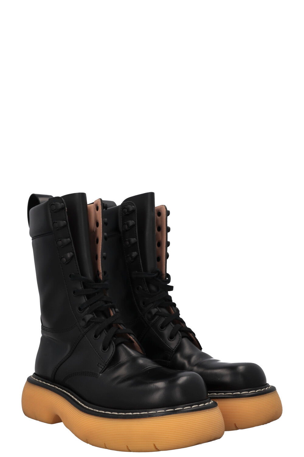 BOTTEGA VENETA The Bounce Boots Leather Black – REAWAKE