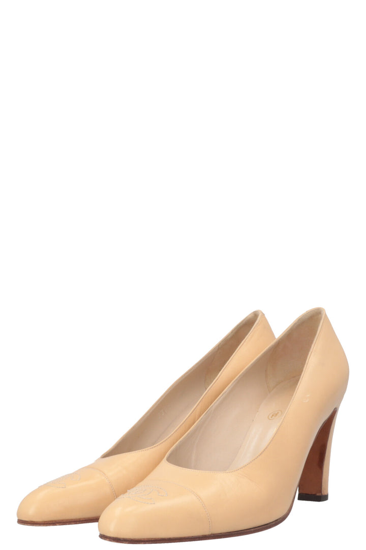 CHANEL CC Heels Beige