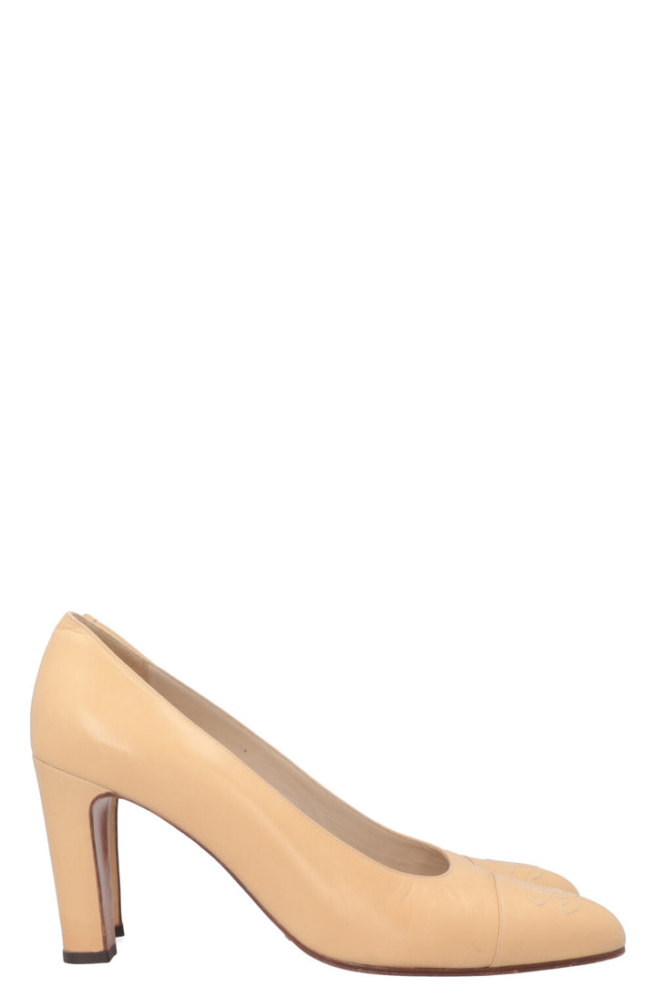 CHANEL CC Heels Beige