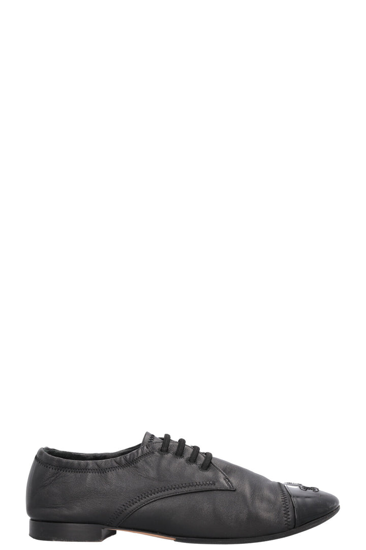 CHANEL CC Flats Leather Black
