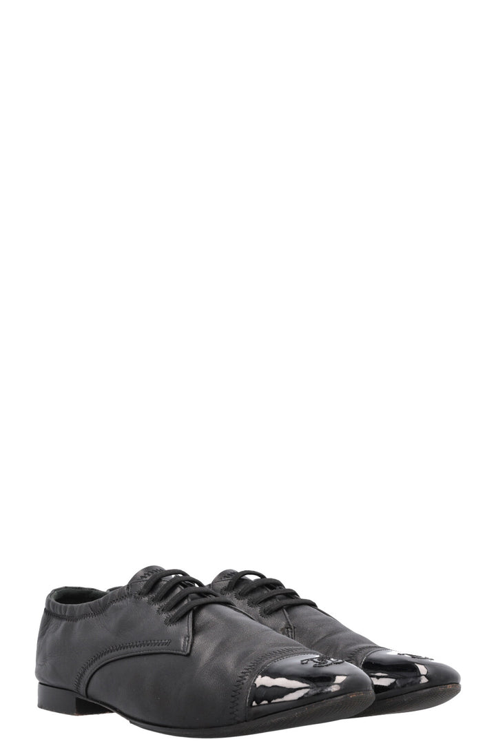CHANEL CC Flats Leather Black