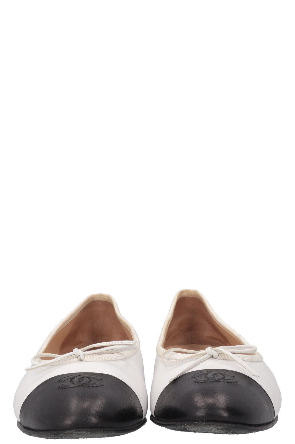 CHANEL Classic Ballet Flat White Black