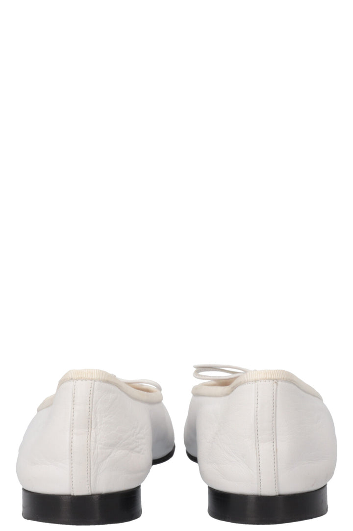 CHANEL Classic Ballet Flat White Black
