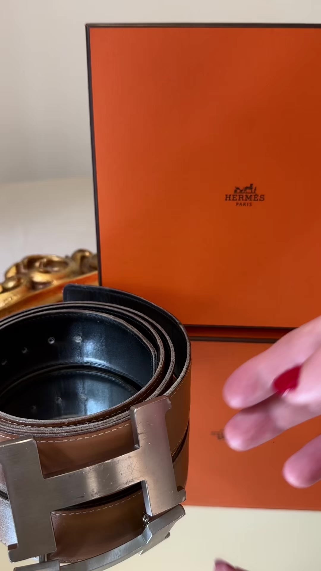HERMÈS Constance Belt 42 Box Black Gold