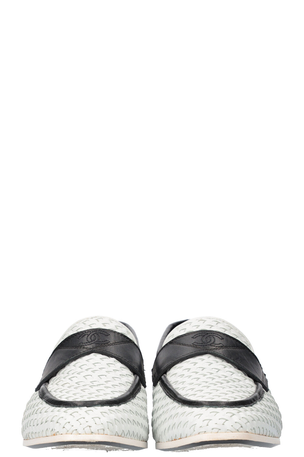CHANEL Loafer Flats Black and White