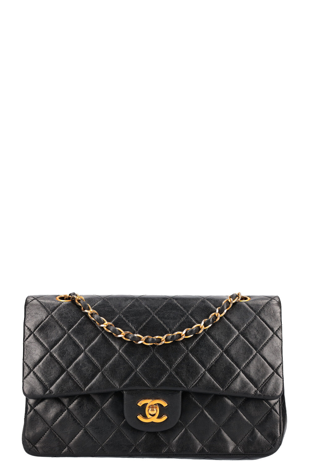 Chanel classic double hotsell flap quilted medium black
