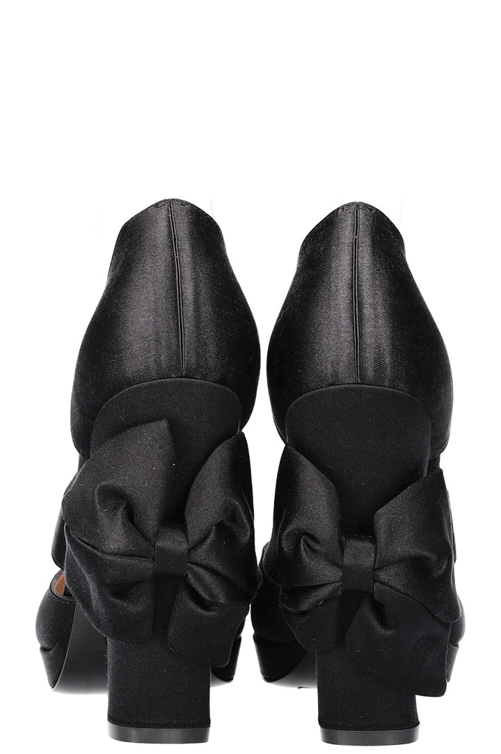 CHANEL Bowe Talons Satin Noir