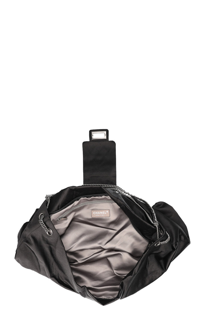 CHANEL Grand Sac Noeud Satin Noir