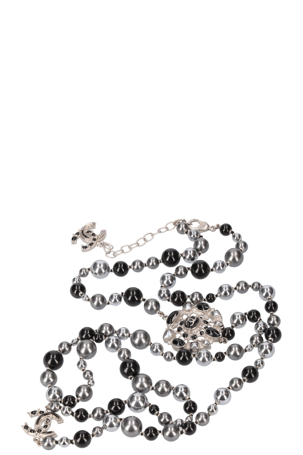 CHANEL Perles & Gripoix Noir B12 A